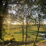 Moat Cottage, Newby Hall, Ripon, North Yorkshire Дом отдыха Copt Hewick